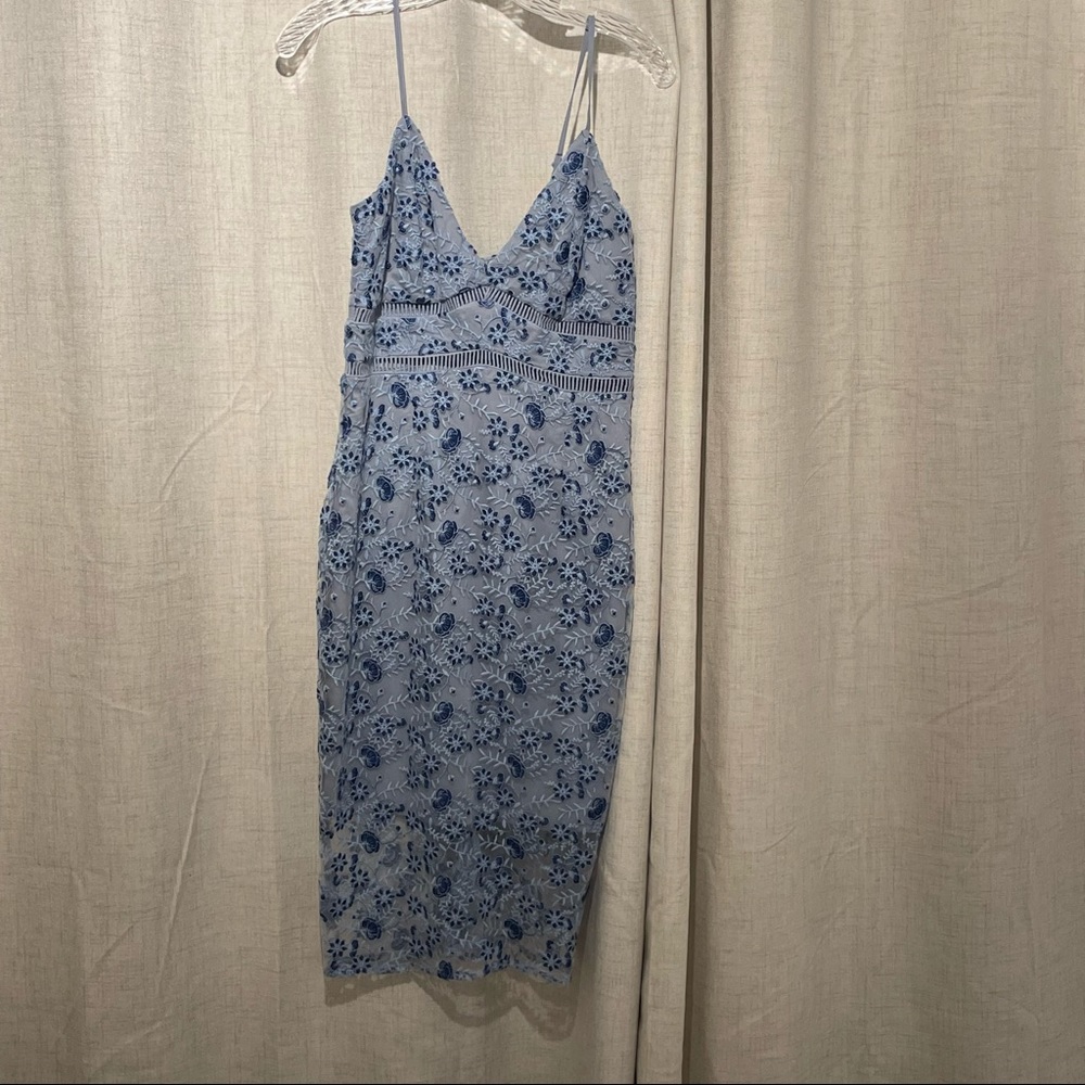 Blue midi dress with stitched floral detail
